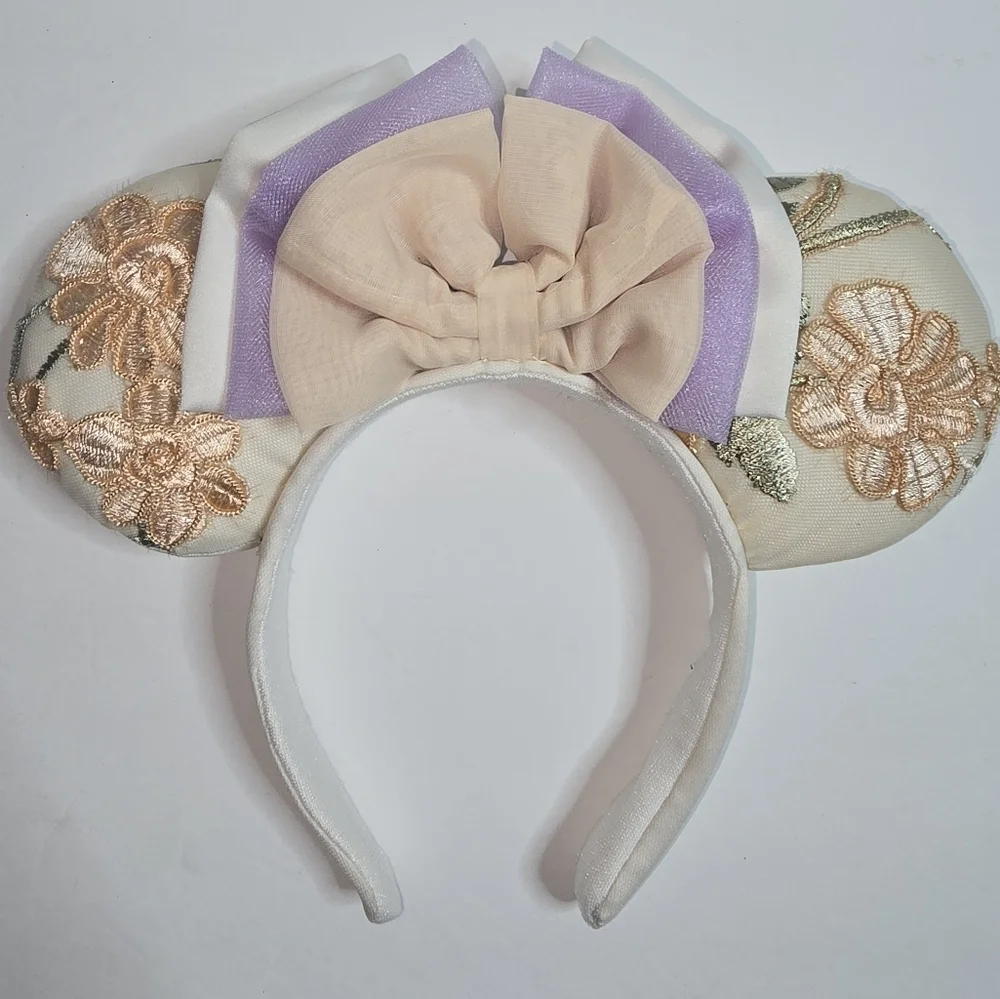New Cream Custom Lace Handmade Minnie Mouse Ears Disney